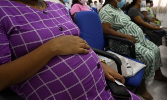 Pregnant women in Sri Lanka